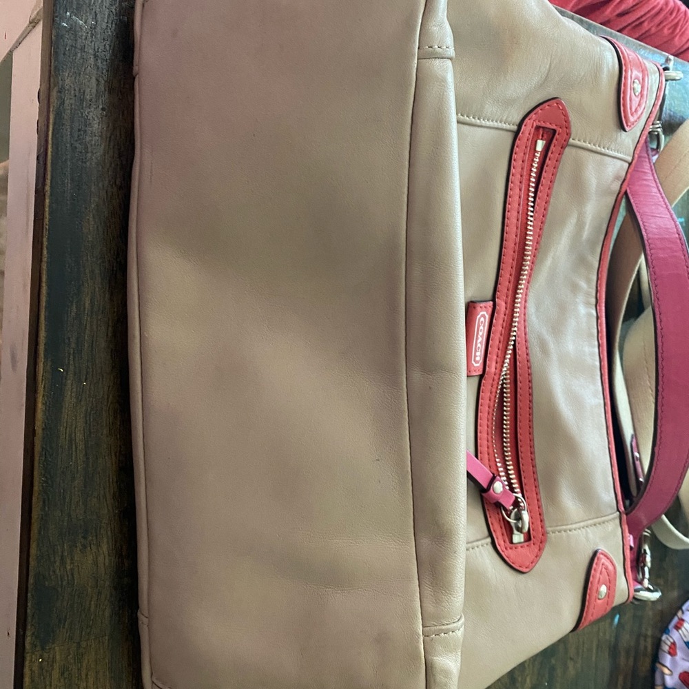 Coach Crossbody - Picture 2 of 4